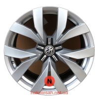 Volkswagen OEM 760601025C 9x20 5x112 ET33 DIA66.6 S