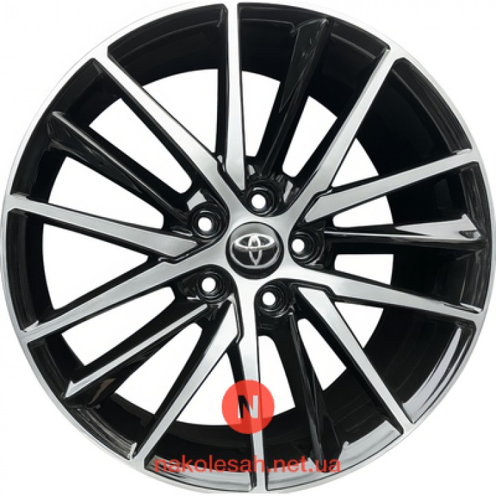 Replica 177165 7x17 5x114.3 ET45 DIA60.1 MB