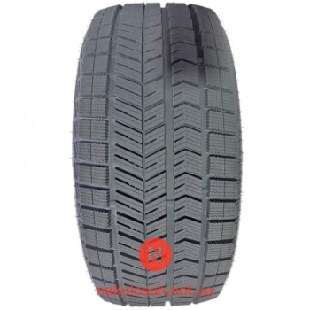 Warrior WR500 235/55 R20 102T